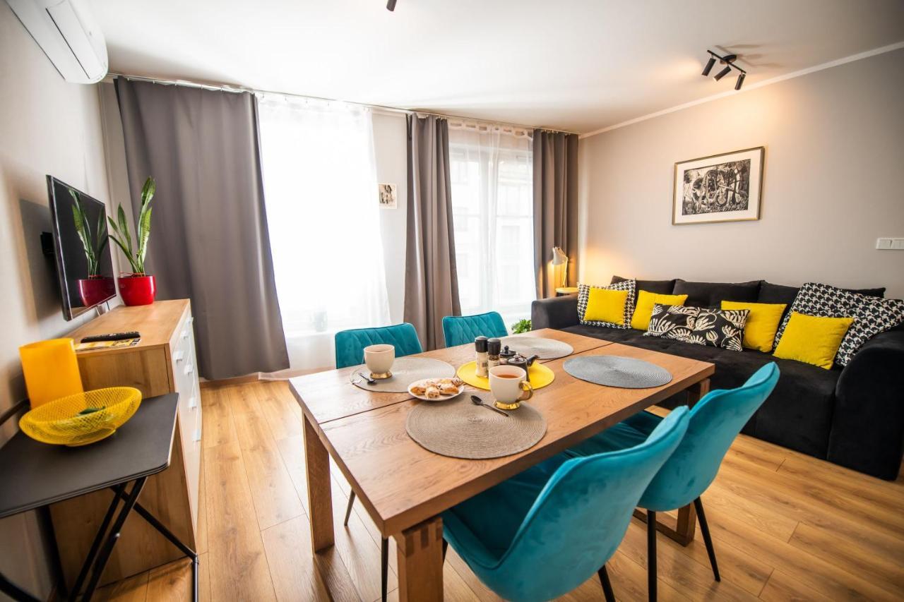 Apartament Miodowa 42 Z Miejscem Parkingowym Krakow Ngoại thất bức ảnh